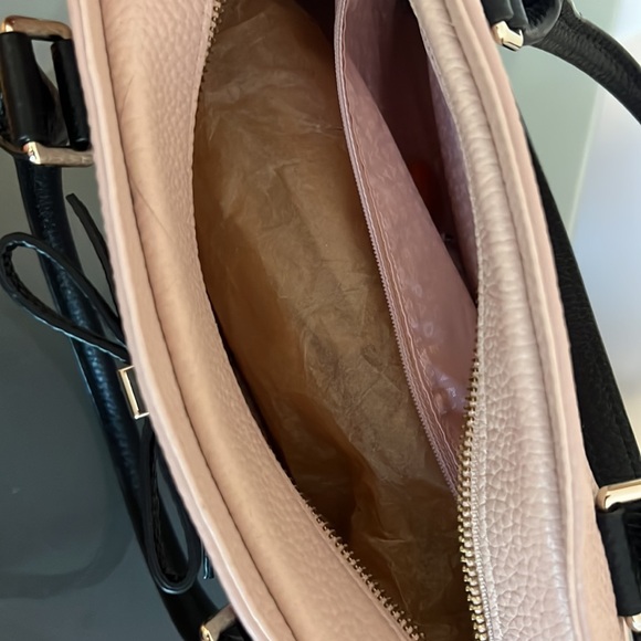 Baby Pink Kate Spade Handbag With A Bow - Picture 3 of 3